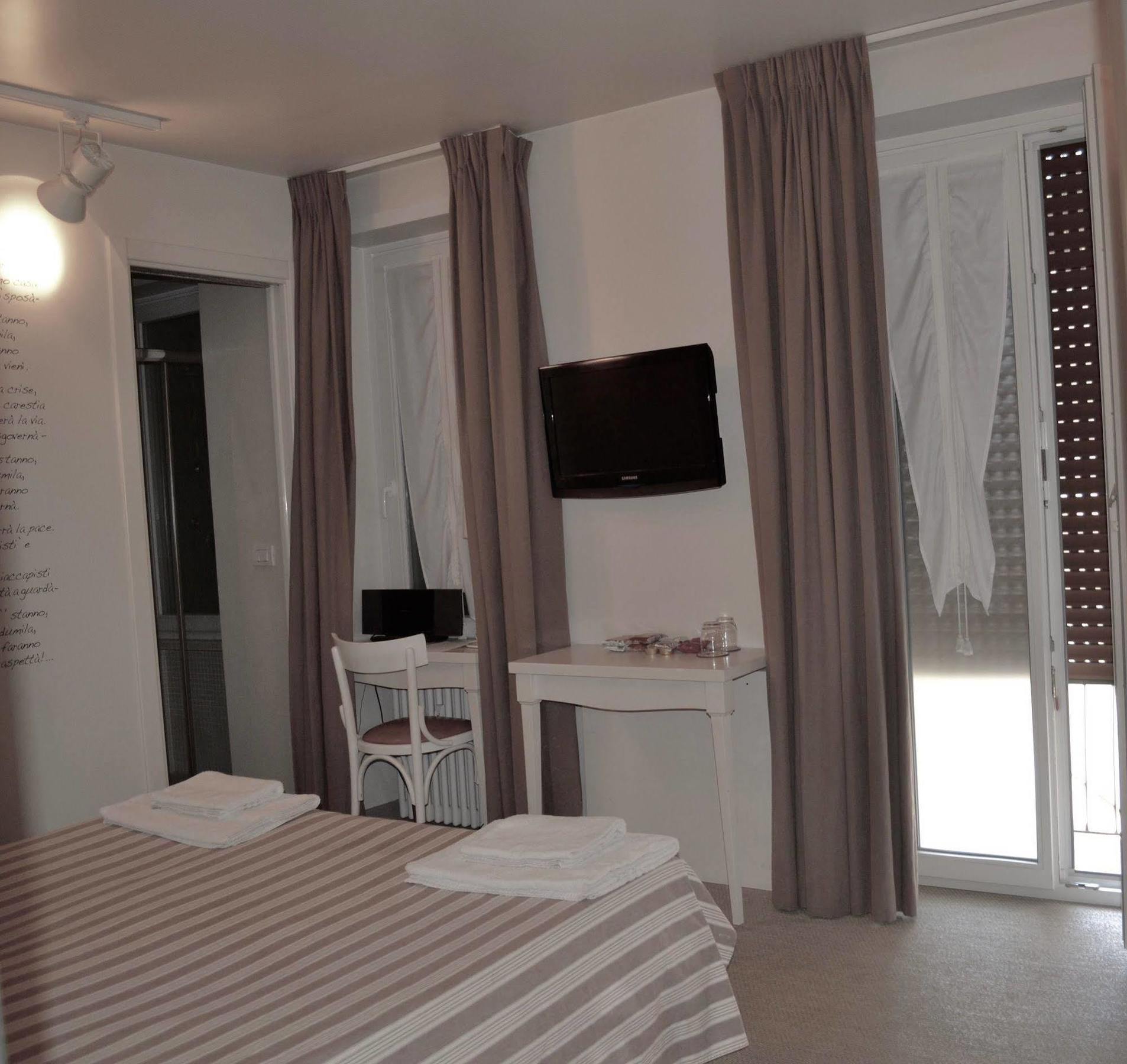 Nina Casetta De Trastevere Roma Ngoại thất bức ảnh